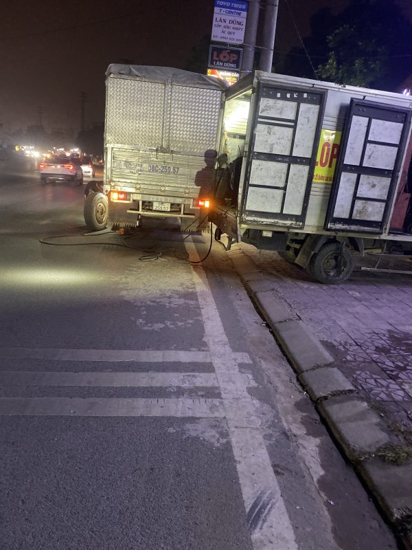 Cứu hộ Lốp Ô Tô Vĩnh Phúc