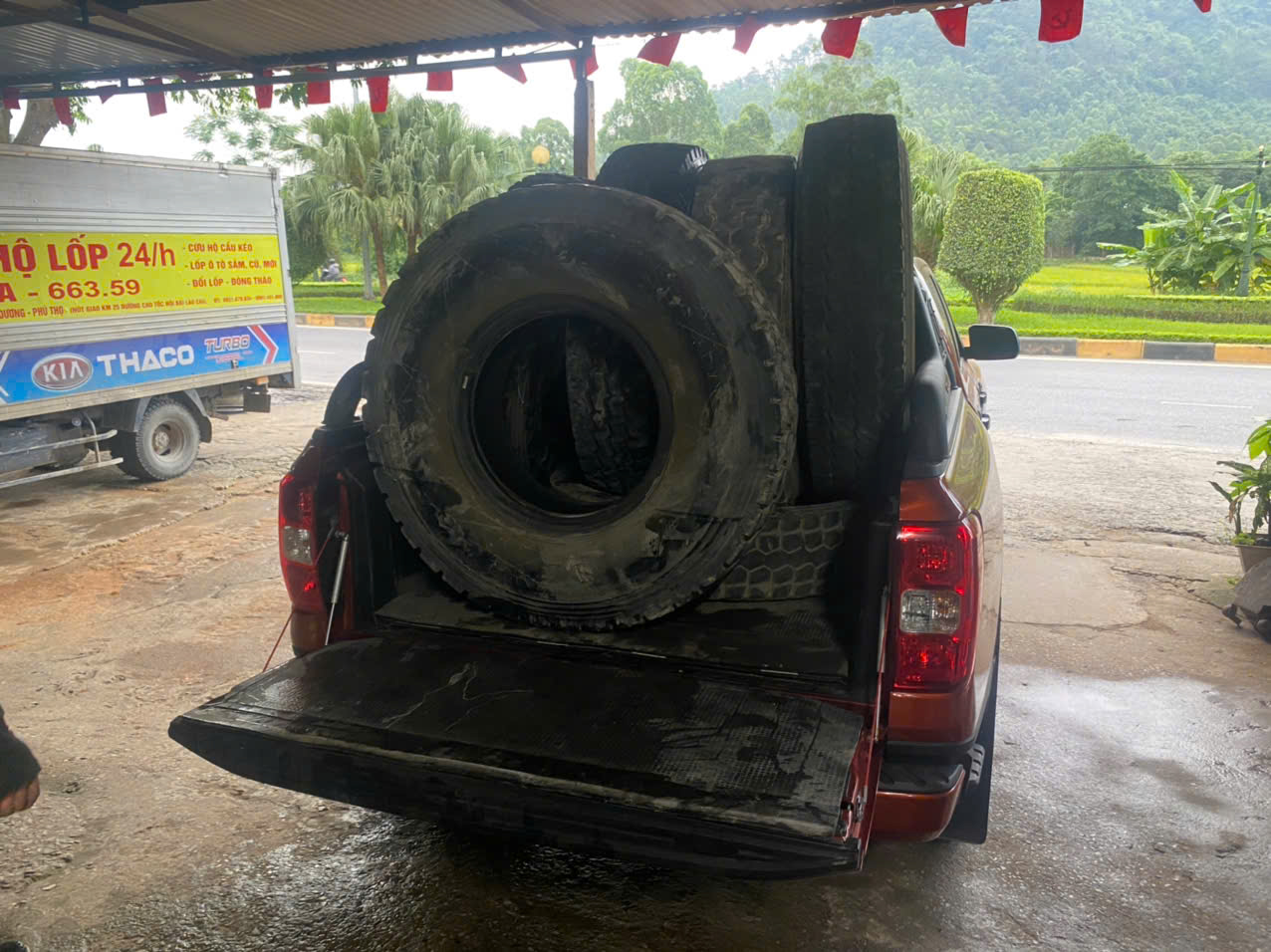 Cứu hộ Vĩnh Tường, Vĩnh Phúc - Hỗ trợ vá, thay lốp lưu động, 0931 679 834