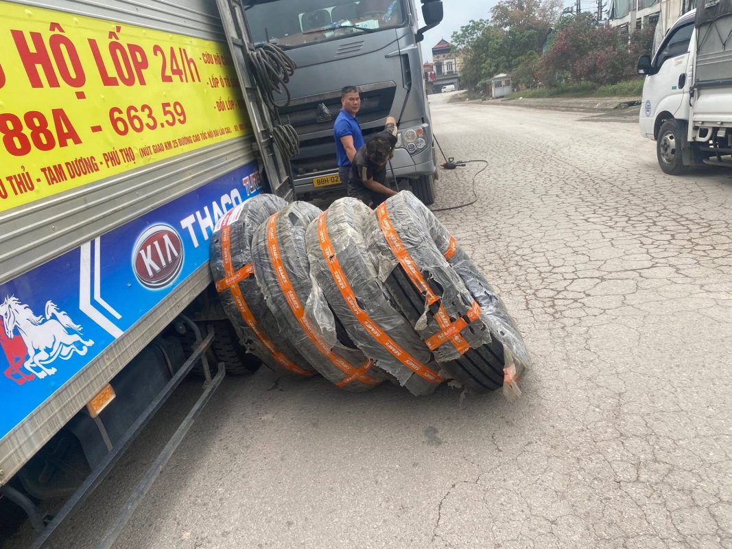 Cứu hộ Lốp Ô Tô Vĩnh Phúc